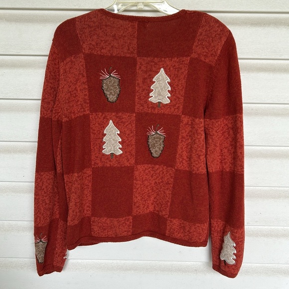 The Perfect Autumn Sweater - Picture 4 of 4